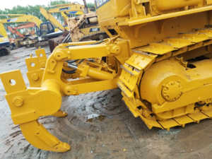 Bulldozer CAT D6D Usado, Modelo 2023, con Rodamientos y Bomba, Capacidad de Aplicación de Aserrín de 6 m, Alta Eficiencia, Precio Económico - Product Image 5