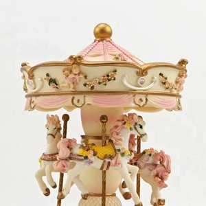 Vente en gros d'artisanat en résine de diverses couleurs exquises au-delà de comparer carrousel de boîte à musique pour cadeau - Product Image 2
