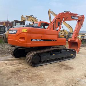 รถขุดตีนตะขาบ Doosan DX225LC-9 ขนาด 22 ตัน พร้อมเครื่องยนต์ Cummins 128 กิโลวัตต์ ความจุบุ้งกี๋ 0.22 ลูกบาศก์เมตร ใช้งานมาแล้ว 0-2000 ชั่วโมง - Product Image 2
