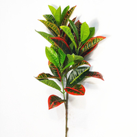 Tige de Croton Artificielle 90cm Branche de Beaves Croton Artificiel Pulvérisation de Croton Artificiel Panaché