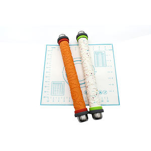 Accessoires de cuisine Rouleau à pâte 3D 14 pouces à motifs, cercles de mesure en silicone réglables pour la cuisine DIY Pizza/Raviolis/Emballage de pâte - Product Image 3