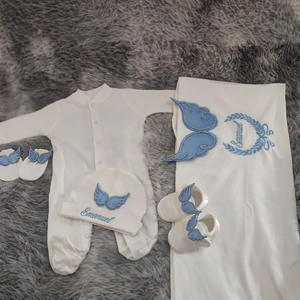 Conjunto de Ropa de Bebé con Nombre Bordado Personalizado al por Mayor/OEM, Caja de Regalo para Recién Nacido, Regalo para el Primer Mes - Product Image 4