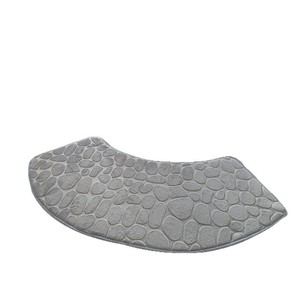 Tapis de bain Cangming en polaire corail, en forme d'éventail, antidérapant, absorbant, lavable, moderne, simple, pour salle de bain commerciale - Product Image 5