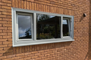 Fenêtre à battant insonorisée en alliage d'aluminium thermique de haute qualité avec double vitrage trempé et <span class=keywords><strong>serrure</strong></span> étanche <span class=keywords><strong>pour</strong></span> appartement et hôtel - Product Image 2
