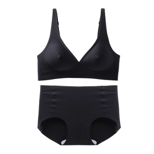 Reggiseno Personalizzato con Copricapezzoli Grandi, <span class=keywords><strong>Imbottito</strong></span>, Senza Cuciture, Reggiseno Adesivo, Taglie Forti, Bralette Senza Cuciture, Set Reggiseno e Mutandine - Product Image 6