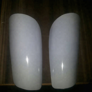 Espinilleras de Fútbol Personalizadas de Alta Calidad, Poliéster y Fibra de Vidrio, Modelo 2025 VI-CS087, Hechas en Pakistán - Product Image 1