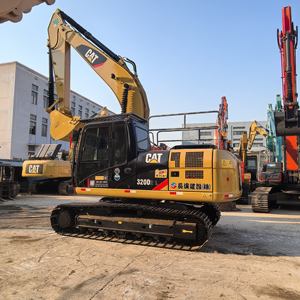 CAT 320D2L d'occasion en excellent état, faible nombre d'heures de fonctionnement, non remis à neuf, fonctionnement stable, excellent rapport qualité-prix, livraison rapide - Product Image 6