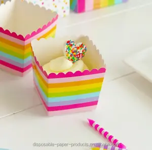 Factory wholesales 7cm x7.5cm small popcorn box 12pcs Cupcake Muffin Wrapper Food Grade Paper colorful