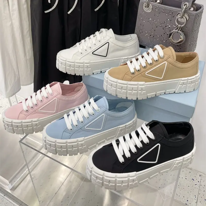 Thick soled canvas shoes 2023 women's new versatile casual elevated flat shoes fashion muffin casual shoes