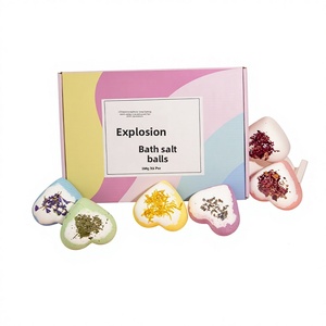 Paquete de Seis Bolas de Baño Efervescentes Love Explosion, 6*100g, Bolas de Baño con Sal Marina, Control de Grasa, Exfoliante - Product Image 1