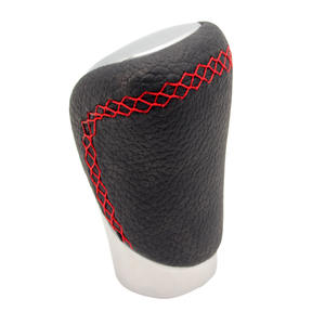 Pommeau de levier de vitesse Lexus en cuir mat 8 mm, tête de levier de vitesse automatique avec surpiqûres rouges, design ergonomique - Product Image 4