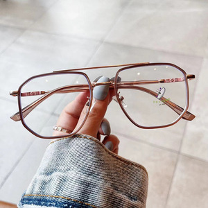 Gafas Ópticas de Metal con Forma Poligonal de Venta al por Mayor de Fábrica, de Buena Calidad <span class=keywords><strong>y</strong></span> Precio Asequible, Disponibles para Hombre <span class=keywords><strong>y</strong></span> Mujer - Product Image 5