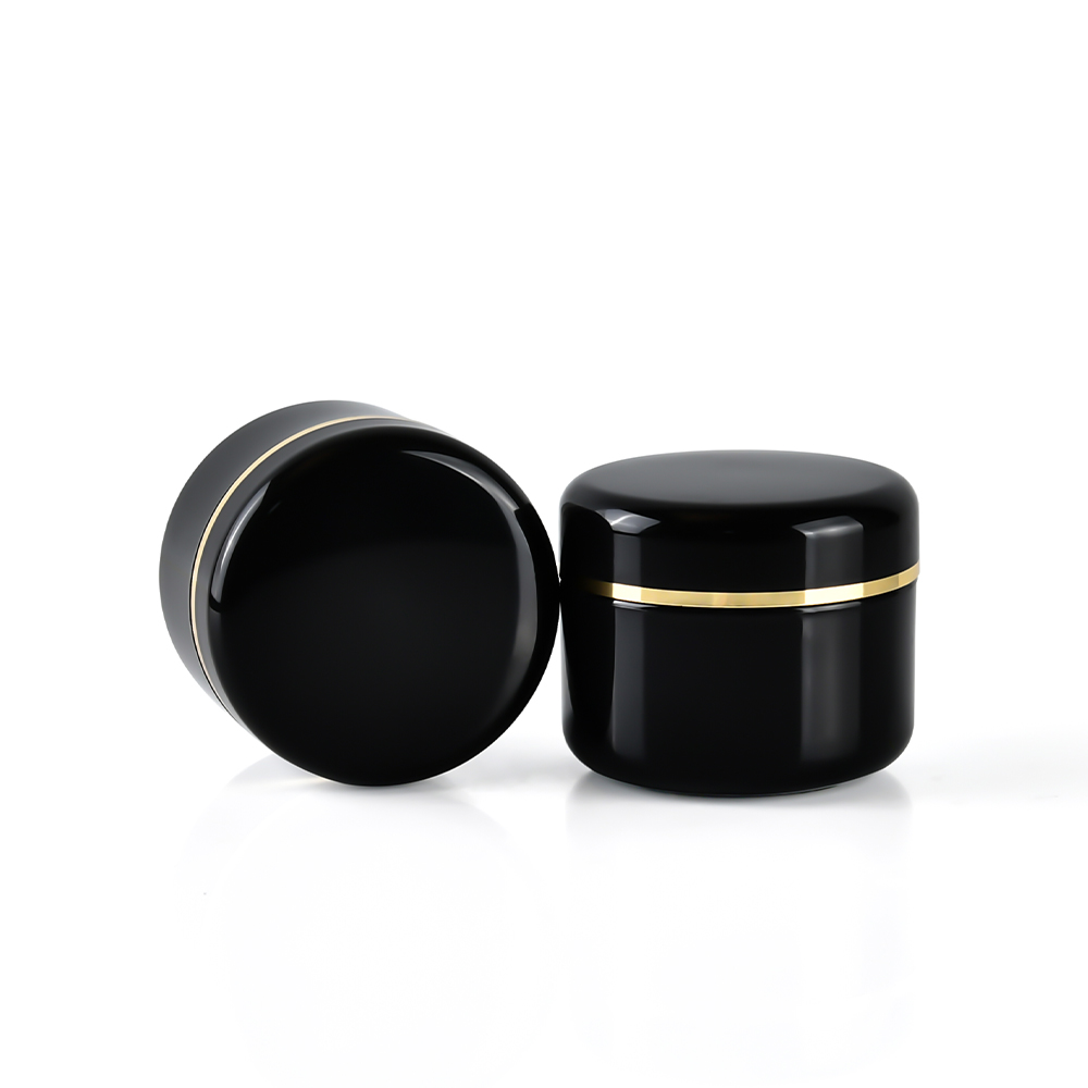 Barattolo nero con bordo d'oro