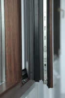 Ventanas y Puertas Residenciales de Doble Acristalamiento de Aleación de Aluminio y Madera Roja Duraderas a Precio de Fábrica para Casas de Lujo