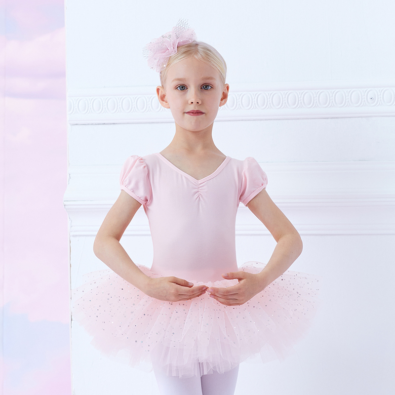 สีชมพูอ่อน