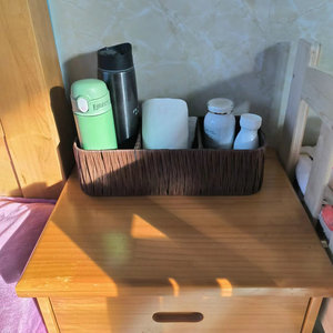 Organisateur de bureau en bois à trois compartiments, boîte de rangement rectangulaire en bois naturel avec séparateurs pour désinfectant et bonbons - Product Image 1