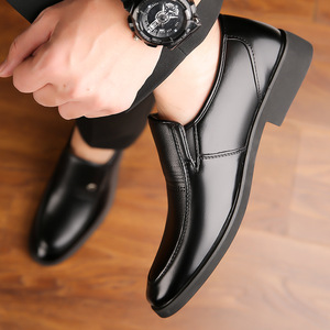 Men's Genuine Leather Solid Pattern Breathable Slip-On <b>Flat</b> <b>Sandals</b> Closed Toe Summer Casual Shoes Rubber Outsole - Product Image 4