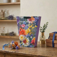 Sac cadeau en papier artistique de luxe personnalisé en coton avec poignée longue, matériaux recyclés, emballage haut de gamme de qualité supérieure pour le marché de luxe