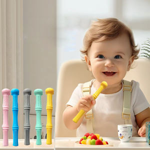 أنابيب التسنين من السيليكون خالية من BPA ، لعبة قش مضغ للأطفال ، ألعاب التسنين بأنابيب للأطفال من 3 إلى 12 شهرًا - Product Image 3