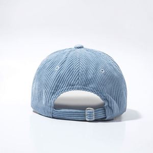 Casquette de baseball en velours côtelé personnalisable avec broderie de votre logo, design non structuré, fabriquée en Chine - Product Image 4