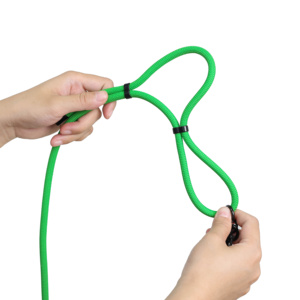 Étui de <span class=keywords><strong>téléphone</strong></span> <span class=keywords><strong>universel</strong></span> réglable et rétractable avec <span class=keywords><strong>cordon</strong></span> et lanière pour collier avec <span class=keywords><strong>bandoulière</strong></span> - Product Image 2