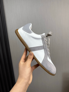 2026 New Unisex fashion trend flat bottom comfortable gray white color splicing suede leather upper sports Mc shoes Queen - Product Image 1