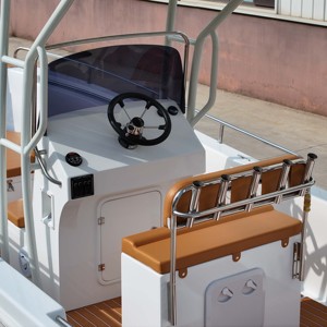 Yate Deportivo de Lujo de Alta Velocidad de Fibra de Vidrio de 22 Pies (6.8 m) con Certificación CE, 680 Sea Marine, Bote de Pesca para 14 Personas, Alto Rendimiento - Product Image 6