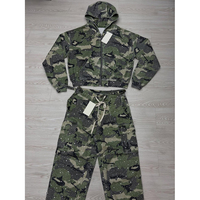 Ensemble de survêtement personnalisé imprimé camouflage avec strass pour homme – Hoodie zippé et pantalon cargo style streetwear