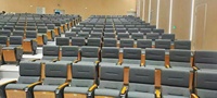 Chaises de théâtre pliables en mousse froide haute densité, lin et coton, avec accoudoirs et tablette d'écriture en alliage d'aluminium
