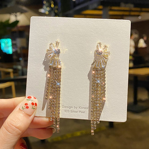 Di modo Semplice Monili Delle Donne Del Partito Del Fiore di Girasole A Forma di Ventaglio Lunga di Cristallo Della Nappa Orecchini di Zircone - Product Image 4