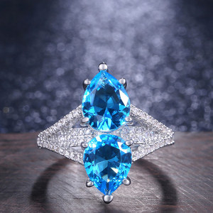 Anello Nuziale con Gemma Blu Simmetrica per Donne, Elegante Gioiello da Dito alla Moda - Product Image 3