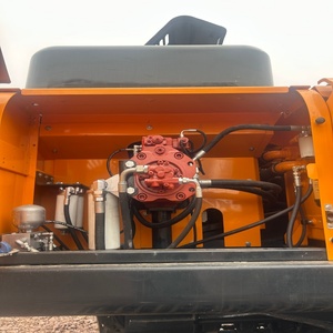 Excavatrice Hyundai R385LC-9T d'occasion, 38 tonnes, hydraulique, bon état - Product Image 4