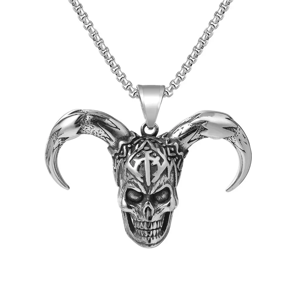 E-commerce jewelry titanium steel men's hip-hop necklace stainless steel clown head horn skull pendant