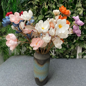 Queyiyi Flowers Bouquet artificiel de magnolias à 4 têtes, 85 cm de haut, pour décoration de mariage et d'intérieur, arrangement de fleurs séchées, accessoires de photographie - Product Image 2