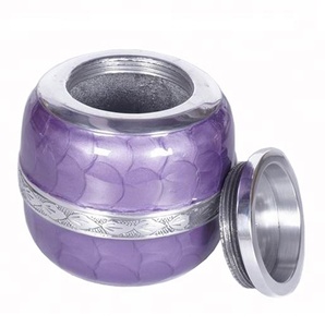 Urna de metal para velas conmemorativas, urna para cenizas funerarias, urna grabada para velas, urna con luz, urna de diseño para cenizas, urna dorada grabada - Product Image 6