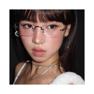 <span class=keywords><strong>Lunettes</strong></span> photochromiques <span class=keywords><strong>et</strong></span> <span class=keywords><strong>anti</strong></span>-<span class=keywords><strong>lumière</strong></span> <span class=keywords><strong>bleue</strong></span> en métal certifiées CE, adaptées à une utilisation en intérieur <span class=keywords><strong>et</strong></span> en extérieur, bloquant les rayons ultraviolets - Product Image 1