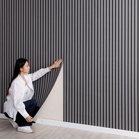 Rouleaux de papier peint 3D en PVC en gros, panneaux muraux autocollants à peler et coller pour la décoration intérieure des murs