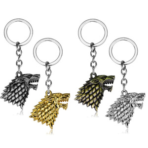 <span class=keywords><strong>Porte</strong></span>-clés avec sigle de la maison de <span class=keywords><strong>Game</strong></span> <span class=keywords><strong>of</strong></span> Thrones, pendentif en alliage de loup et de dragon, ensemble cadeau - Product Image 3
