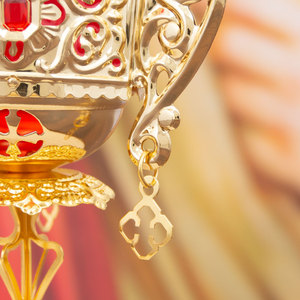 Turibolo Dorato da Chiesa Ortodossa con Finiture in Pietre Preziose e Set <span class=keywords><strong>Calice</strong></span> in Vetro Rosso Decorazione per Altare Rituale Bruciatore di Incenso Vaso Sacro - Product Image 5