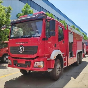 Camion de lutte contre l'incendie et de sauvetage à pompe à mousse de marque chinoise Shacman - Product Image 1