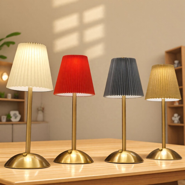 Hot Sale Pleated Fabric Lampshade with Anti-glare Function Portable Touch Dimmable LED Table Lamp for Restaurant Hotel Bedside