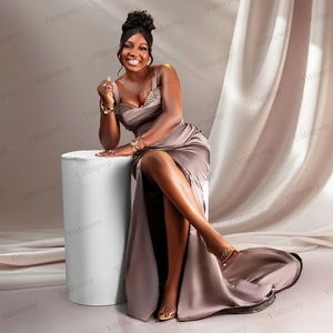 <span class=keywords><strong>Abiti</strong></span> <span class=keywords><strong>da</strong></span> <span class=keywords><strong>Damigella</strong></span> in Raso Aso Ebi con Spalline Sottili, Scollatura a Cuore e Spacco, <span class=keywords><strong>Abiti</strong></span> <span class=keywords><strong>da</strong></span> Cerimonia per Ospiti di Matrimonio, Vestito <span class=keywords><strong>da</strong></span> <span class=keywords><strong>Damigella</strong></span> d'Onore Personalizzabile - Product Image 2