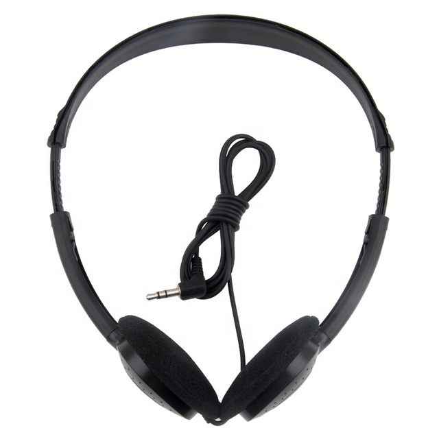 Cheap 3.5mm Wired Earphones for Airplane Use IPX-4 Waterproof CE Certified