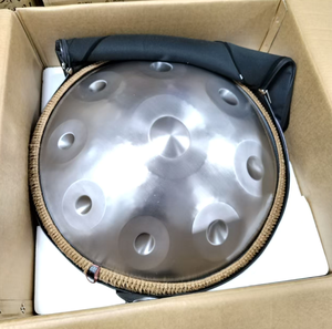 Fábrica Personalizar 9 10 Tambores Handpan de 12 tonos Forjado <span class=keywords><strong>a</strong></span> mano <span class=keywords><strong>a</strong></span> <span class=keywords><strong>440</strong></span> <span class=keywords><strong>Hz</strong></span> y <span class=keywords><strong>432</strong></span> <span class=keywords><strong>Hz</strong></span> Tambor etéreo y Tambor de lengüeta de acero - Product Image 1