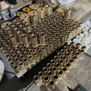 C90700 CNC tournant des pièces usinées douille en bronze de 230mm pour le traitement de coulée de cuivre de précision - Product Image 3
