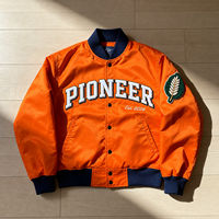 Blouson Bomber Homme Rouge Personnalisé en Nylon, Coupe Oversize, Style Streetwear en Satin, Lettres Brodées sur le Devant, Écologique et Coupe-Vent