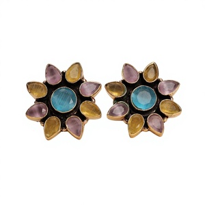 Proveedor Mayorista de Pendientes de Concha Bohemios con Baño de Oro y Acabado en Plata Antigua, Joyería con Engaste de Bisel para Mujer, Suministro Directo - Product Image 1