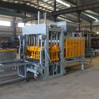 Machine à pavés hydraulique QT8-15 pour blocs de pavage en béton emboîtables