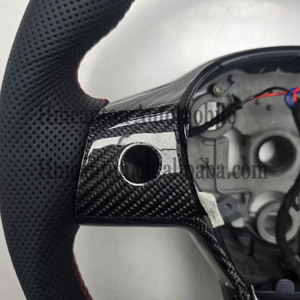 Volante de Cuero Perforado con Fibra de Carbono para Tesla Model 3 y Model Y, Últimos Productos - Product Image 2