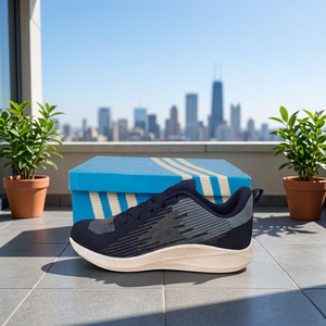 Zapatillas de Running Azul Marino para Hombre con Suela Blanca y Parte Superior Texturizada en Caja - Product Image 1